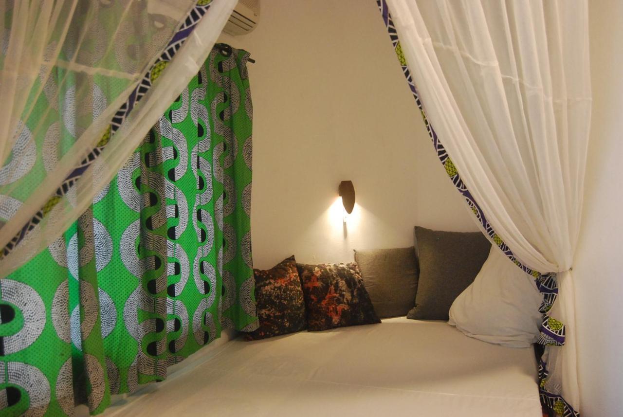 Karls Guesthouse Cotonou Exterior photo