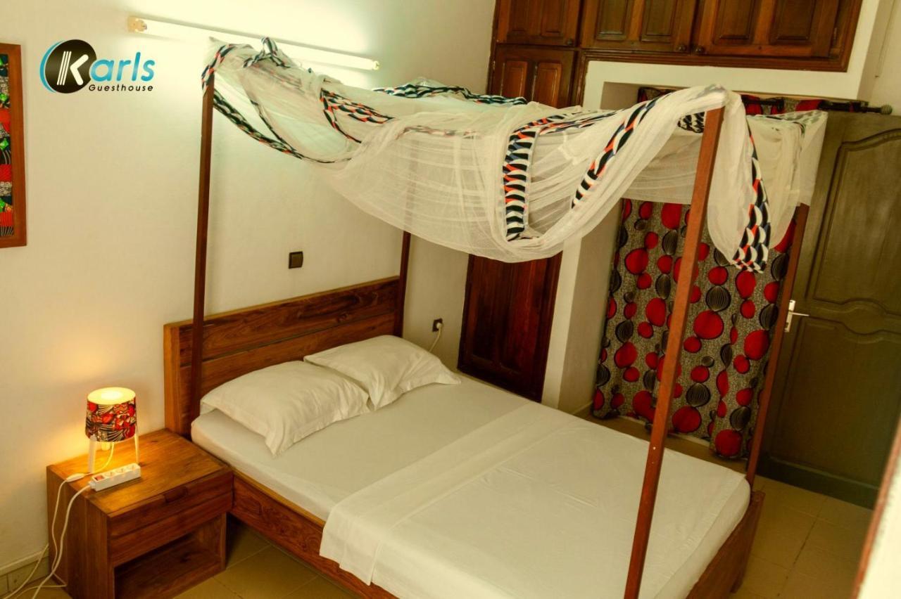 Karls Guesthouse Cotonou Exterior photo