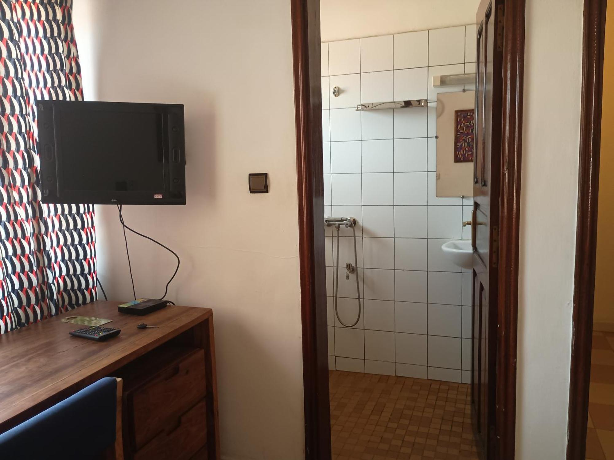 Karls Guesthouse Cotonou Exterior photo