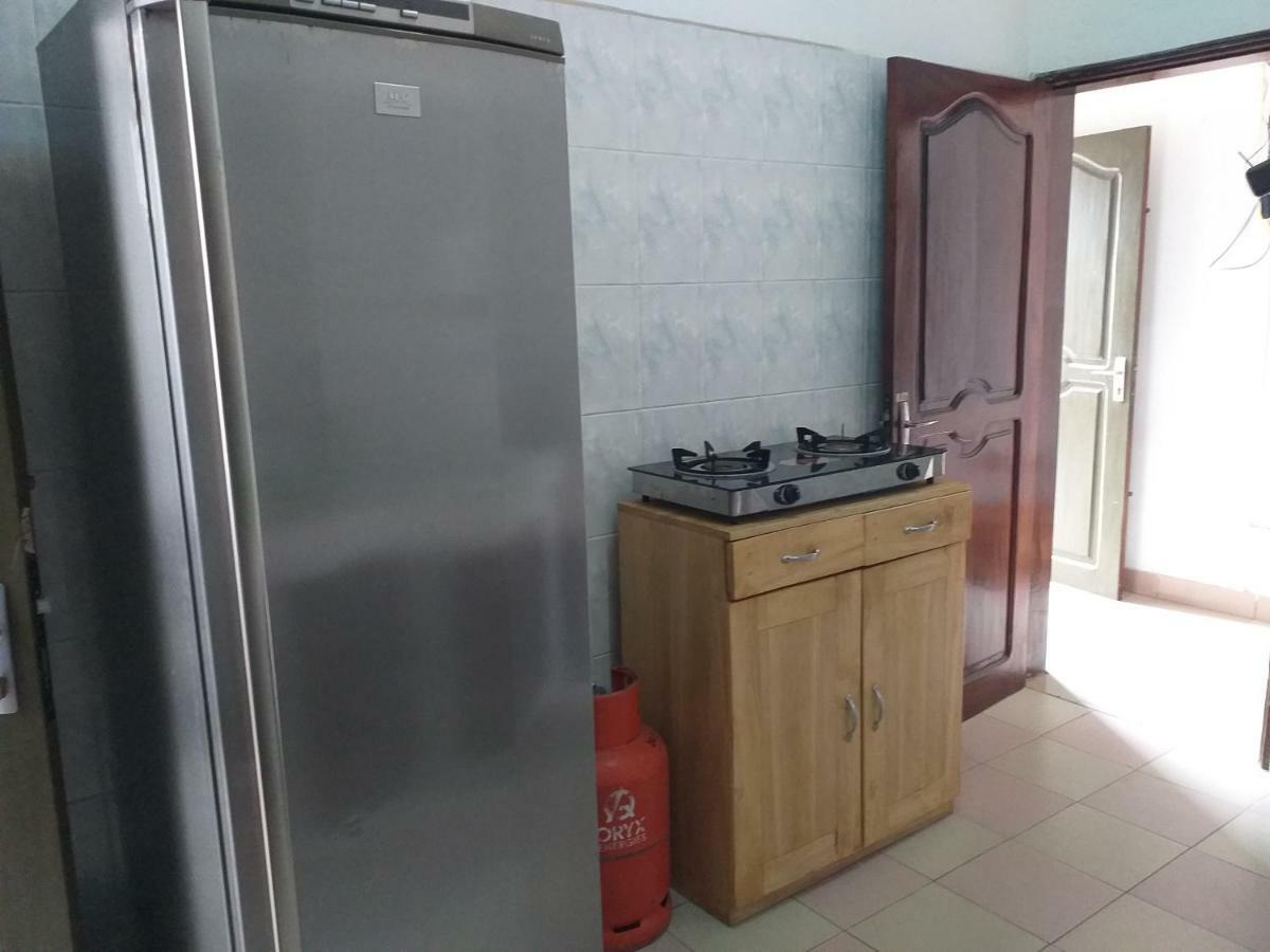 Karls Guesthouse Cotonou Exterior photo